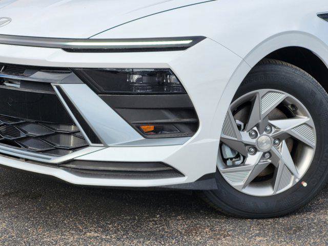 New 2025 Hyundai Sonata SE image 9