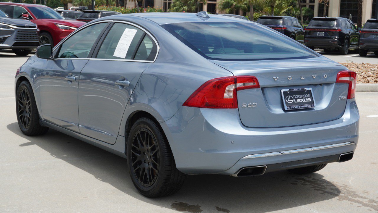 Used 2017 Volvo S60 T5 Inscription Platinum FWD image 8