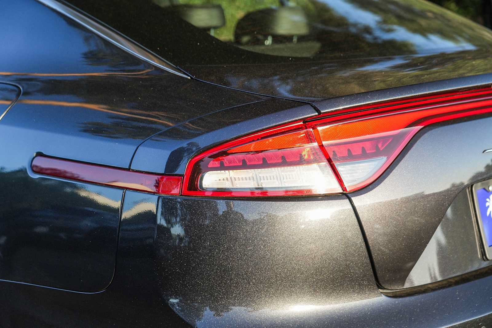 Used 2022 Kia Stinger GT1 AWD/4WD image 9