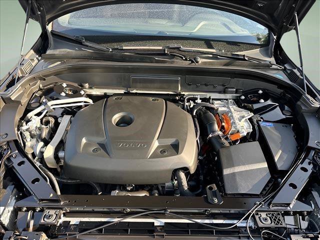 Used 2023 Volvo XC60 T8 Plus AWD/4WD image 30
