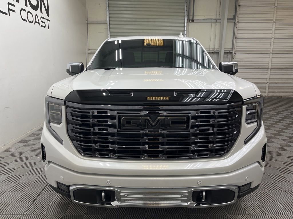 Used 2025 GMC Sierra 1500 Denali Ultimate AWD/4WD image 9