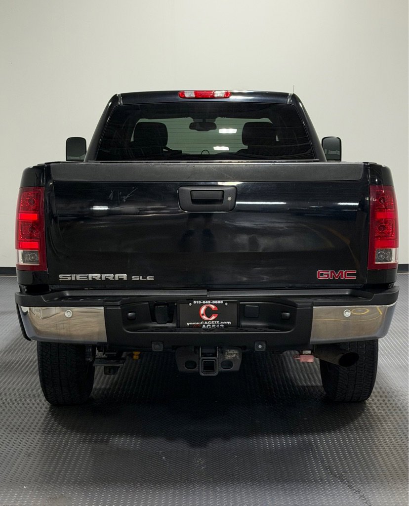 Used 2011 GMC Sierra 2500 SLE w/ SLE Preferred Package AWD/4WD image 6
