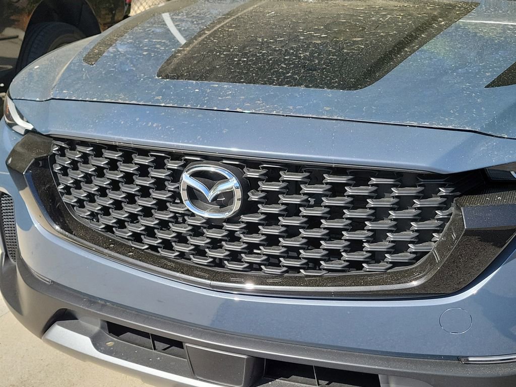 Used 2023 MAZDA CX-50 Meridian Edition image 3