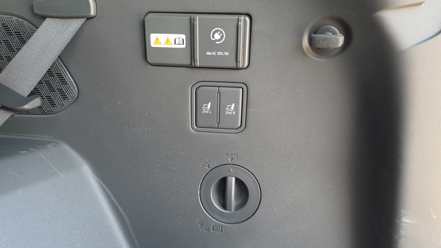 Used 2024 Kia EV9 Land AWD/4WD image 42