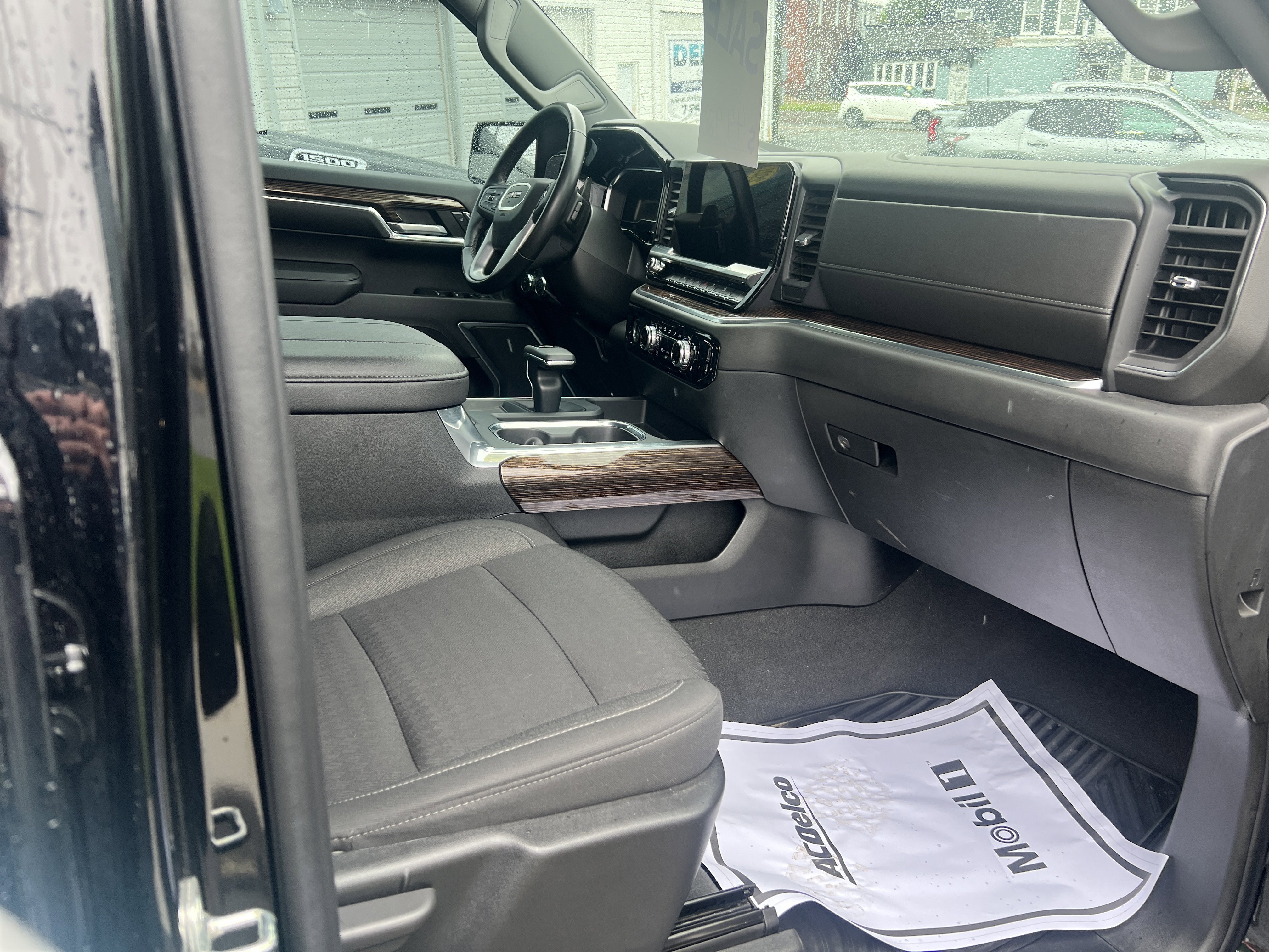 Certified 2023 GMC Sierra 1500 Elevation w/ X31 Off-Road Package AWD/4WD image 8