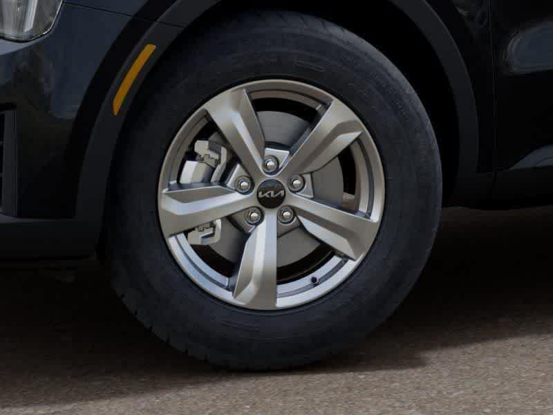 Certified 2026 Kia Sorento LX FWD image 9