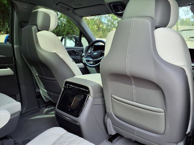 New 2026 Cadillac Escalade IQL Luxury image 11