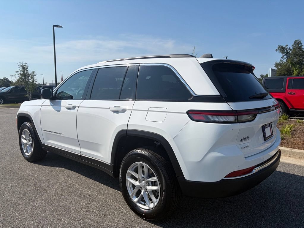 New 2026 Jeep Grand Cherokee Laredo AWD/4WD image 14