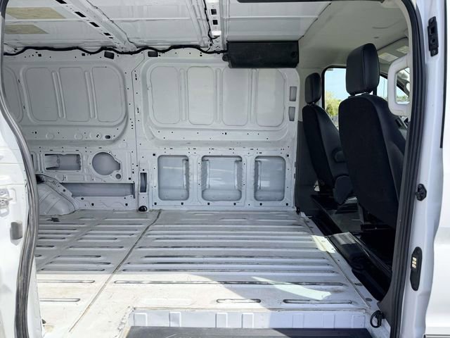 Used 2023 Ford Transit 250 Low Roof AWD image 13