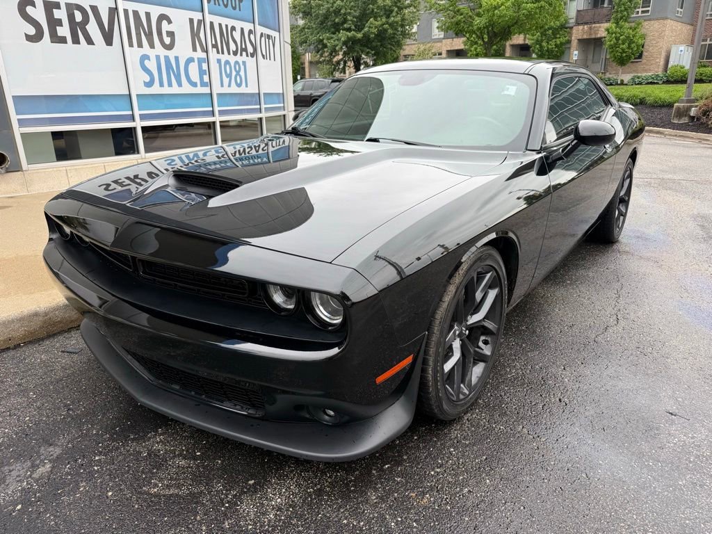 Used 2021 Dodge Challenger GT w/ Plus Package RWD image 9