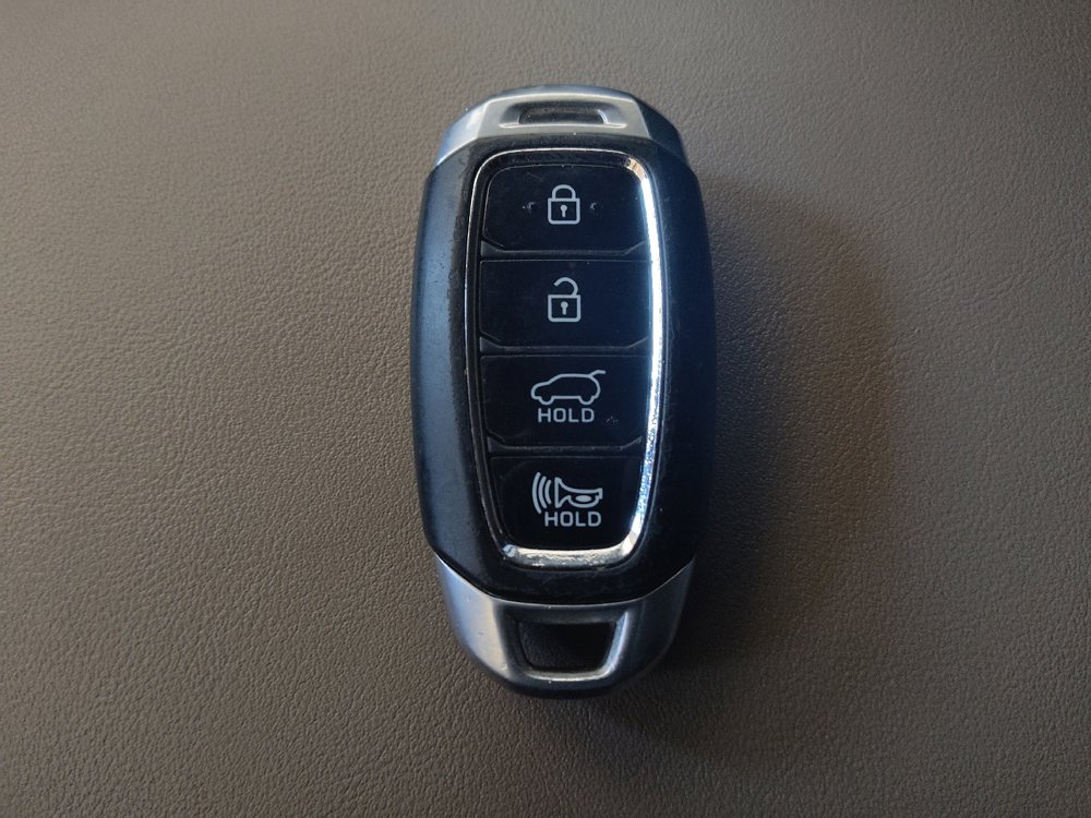 Used 2019 Hyundai Santa Fe Limited image 32