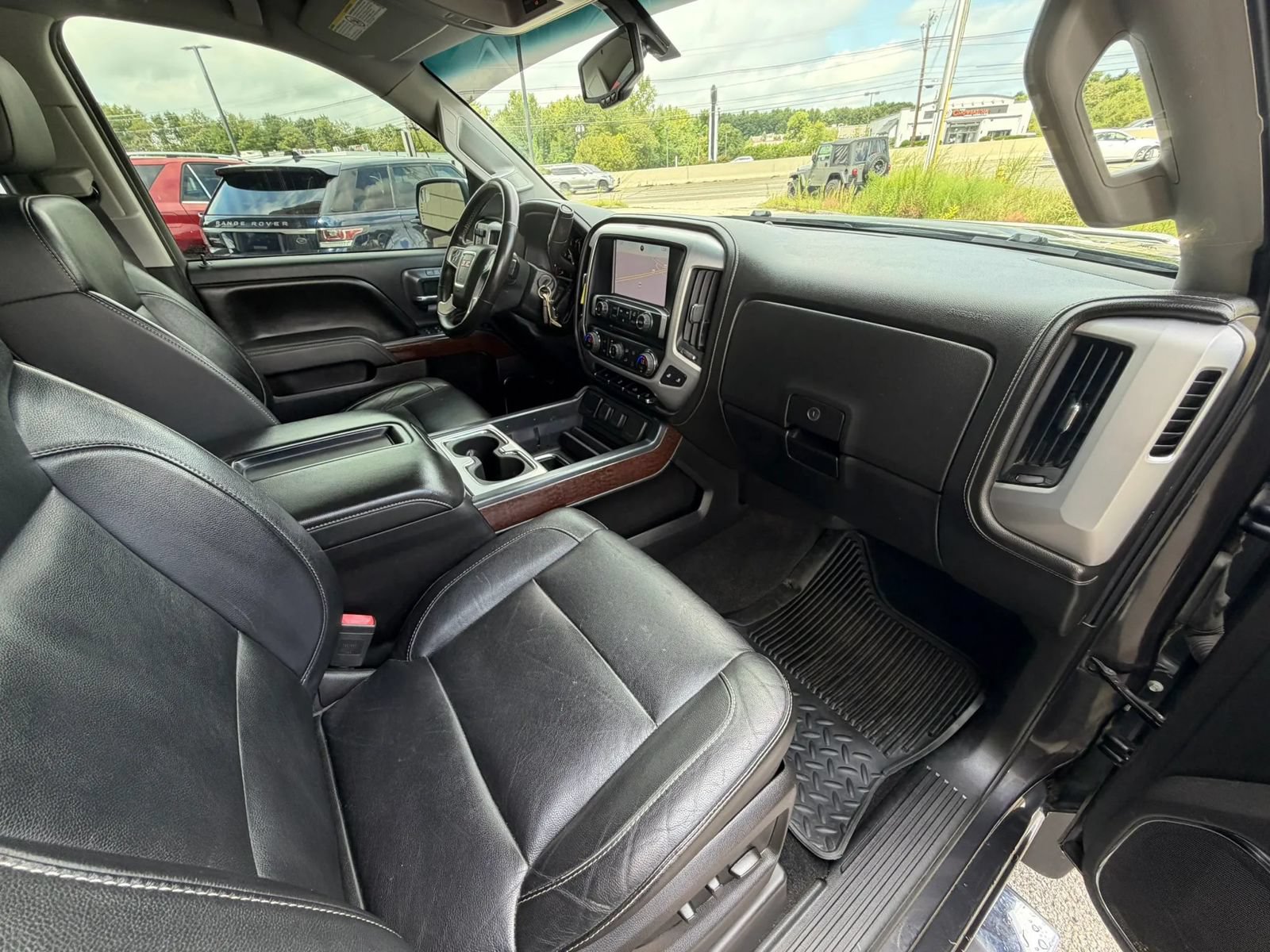 Used 2015 GMC Sierra 2500 SLT w/ Snow Plow Prep Package AWD/4WD image 24