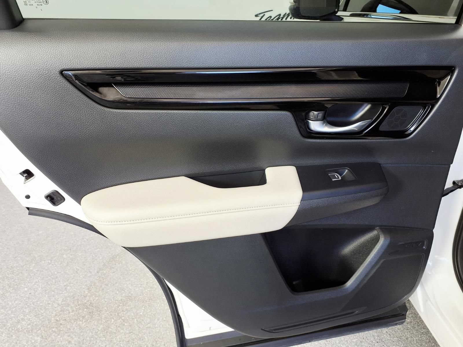 Used 2024 Honda CR-V EX-L image 11