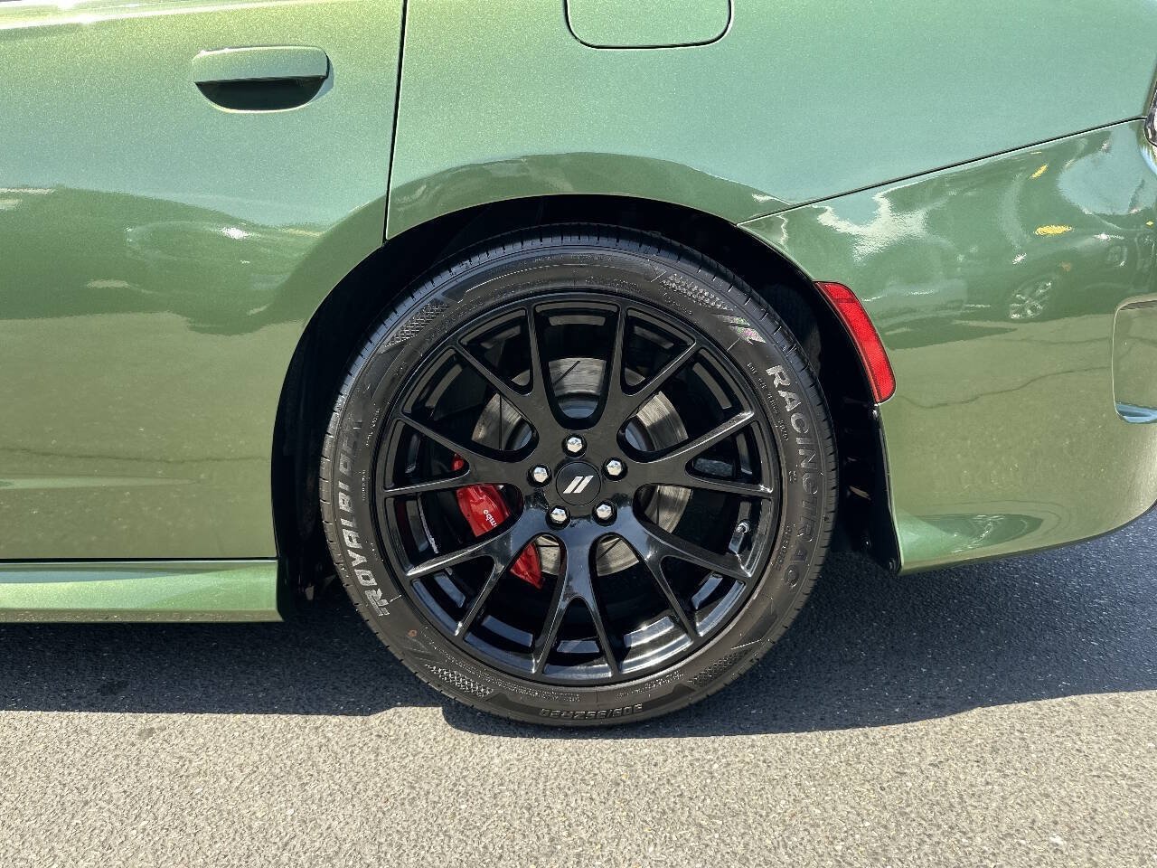 Used 2018 Dodge Charger R/T Scat Pack w/ Dynamics Package RWD image 7