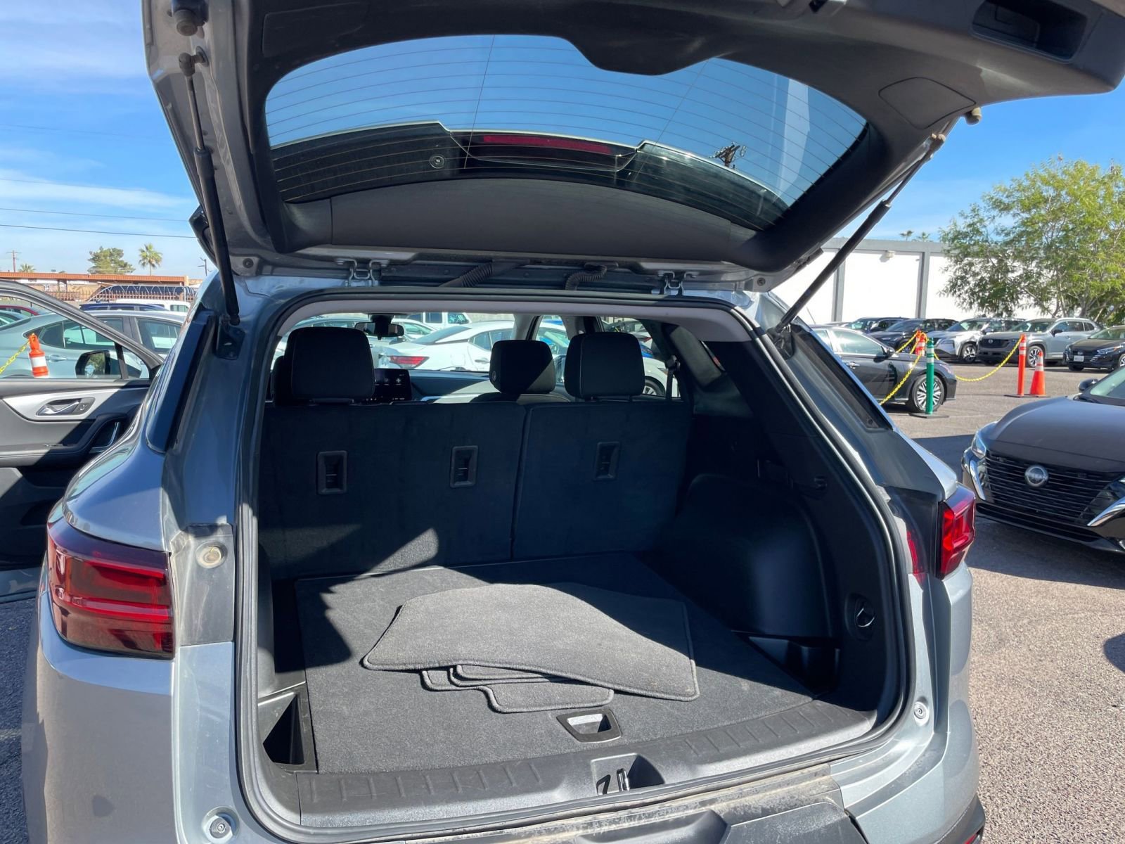 Used 2025 Chevrolet Blazer LT image 33