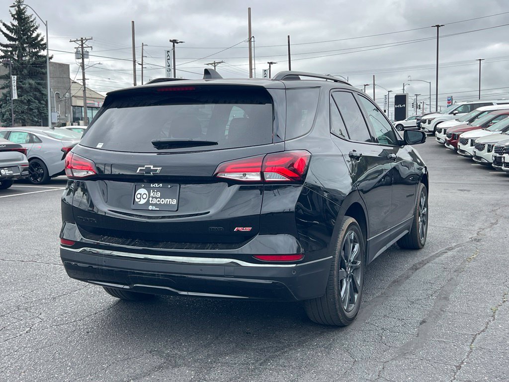 Used 2022 Chevrolet Equinox RS w/ RS Leather Package AWD/4WD image 9