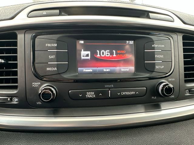 Used 2016 Kia Sorento EX AWD/4WD image 13
