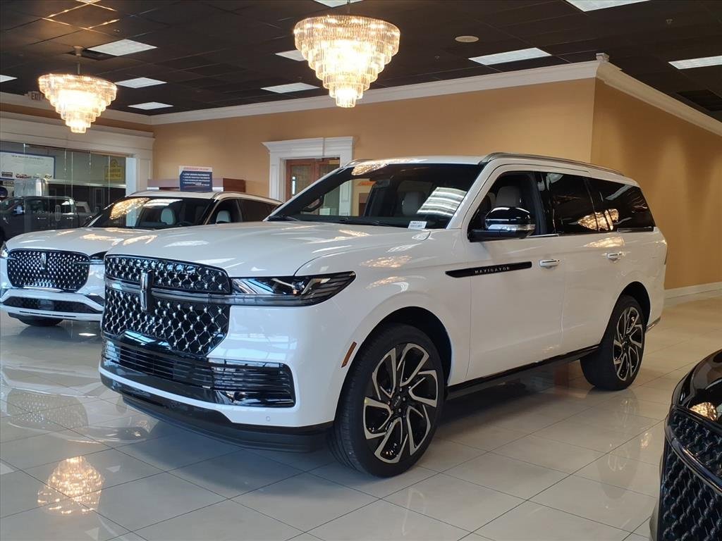 New 2026 Lincoln Navigator Black Label image 1
