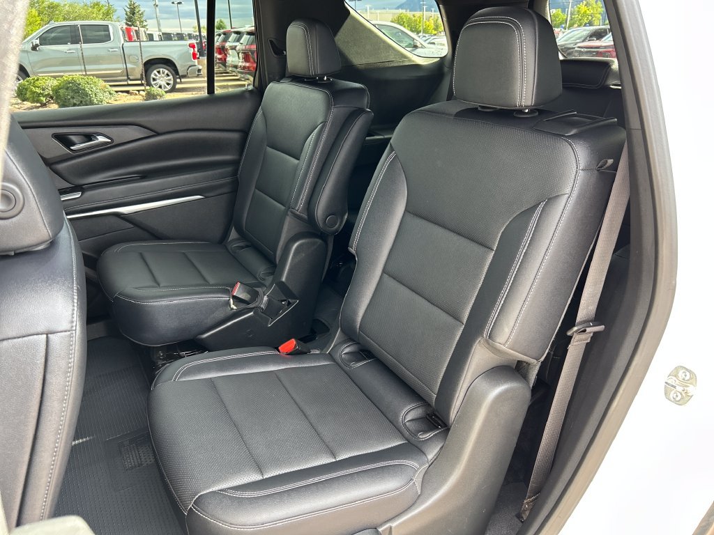 Used 2025 Chevrolet Traverse LT AWD/4WD image 20