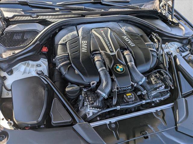 Used 2018 BMW M550i xDrive image 22