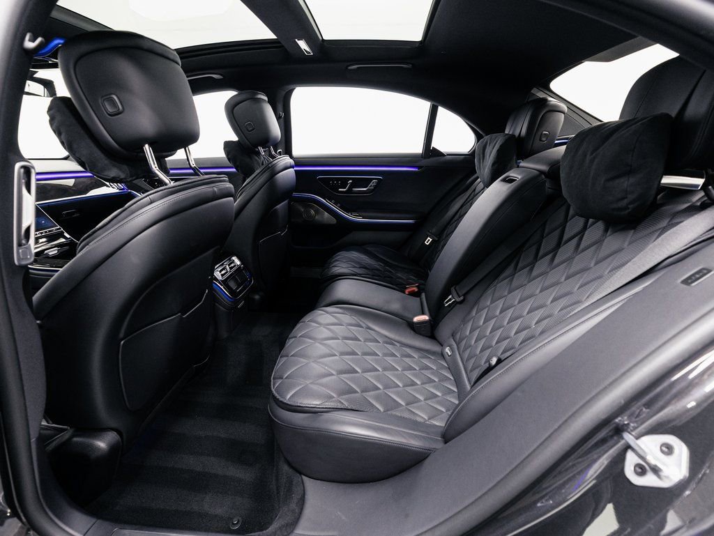 Used 2023 Mercedes-Benz S 580e 4MATIC Sedan image 31