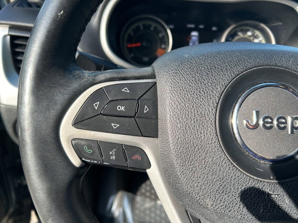 Used 2015 Jeep Cherokee Trailhawk w/ Comfort/Convenience Group image 26