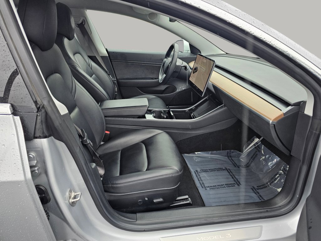 Used 2018 Tesla Model 3 Long Range RWD image 23