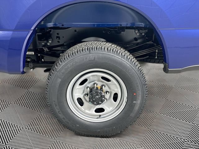 New 2026 Ford F350 XL w/ XL Chrome Package image 16