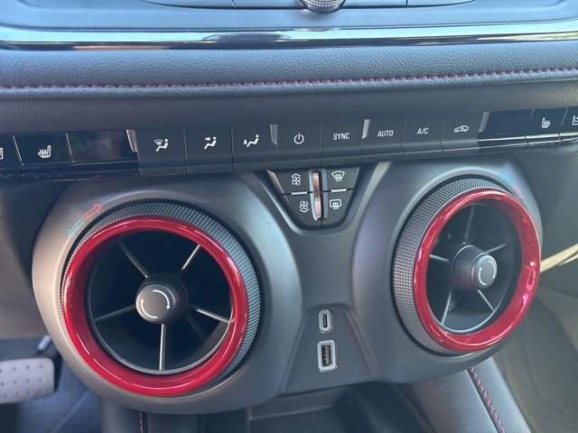 Used 2024 Chevrolet Blazer RS w/ Enhanced Convenience Package AWD/4WD image 20