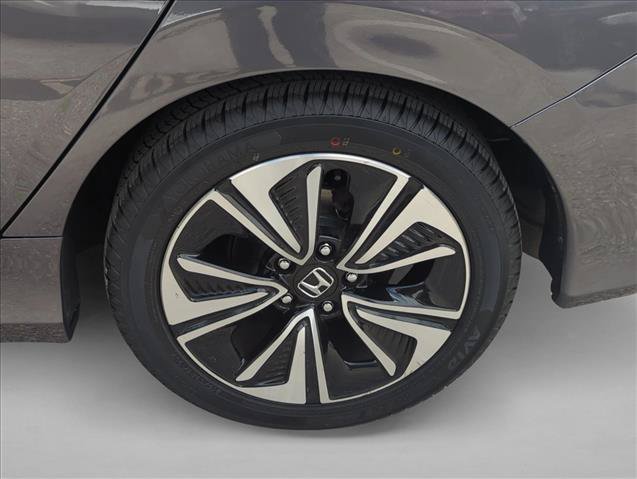 Used 2017 Honda Civic EX-T image 7