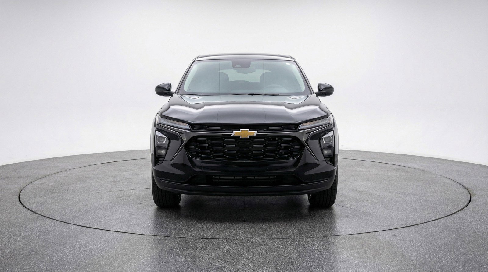 Used 2025 Chevrolet TrailBlazer LT FWD image 2