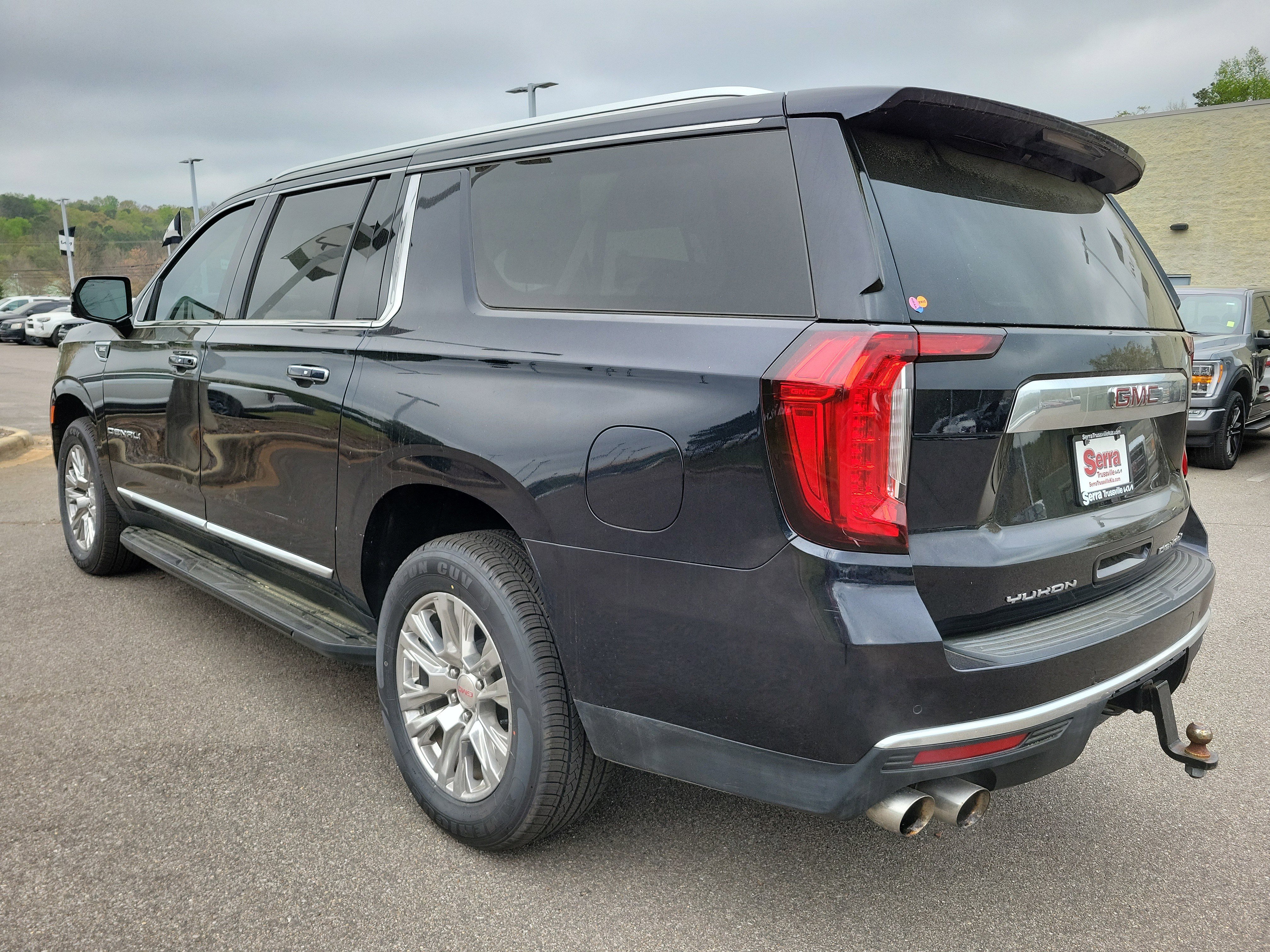 Used 2021 GMC Yukon XL Denali image 23