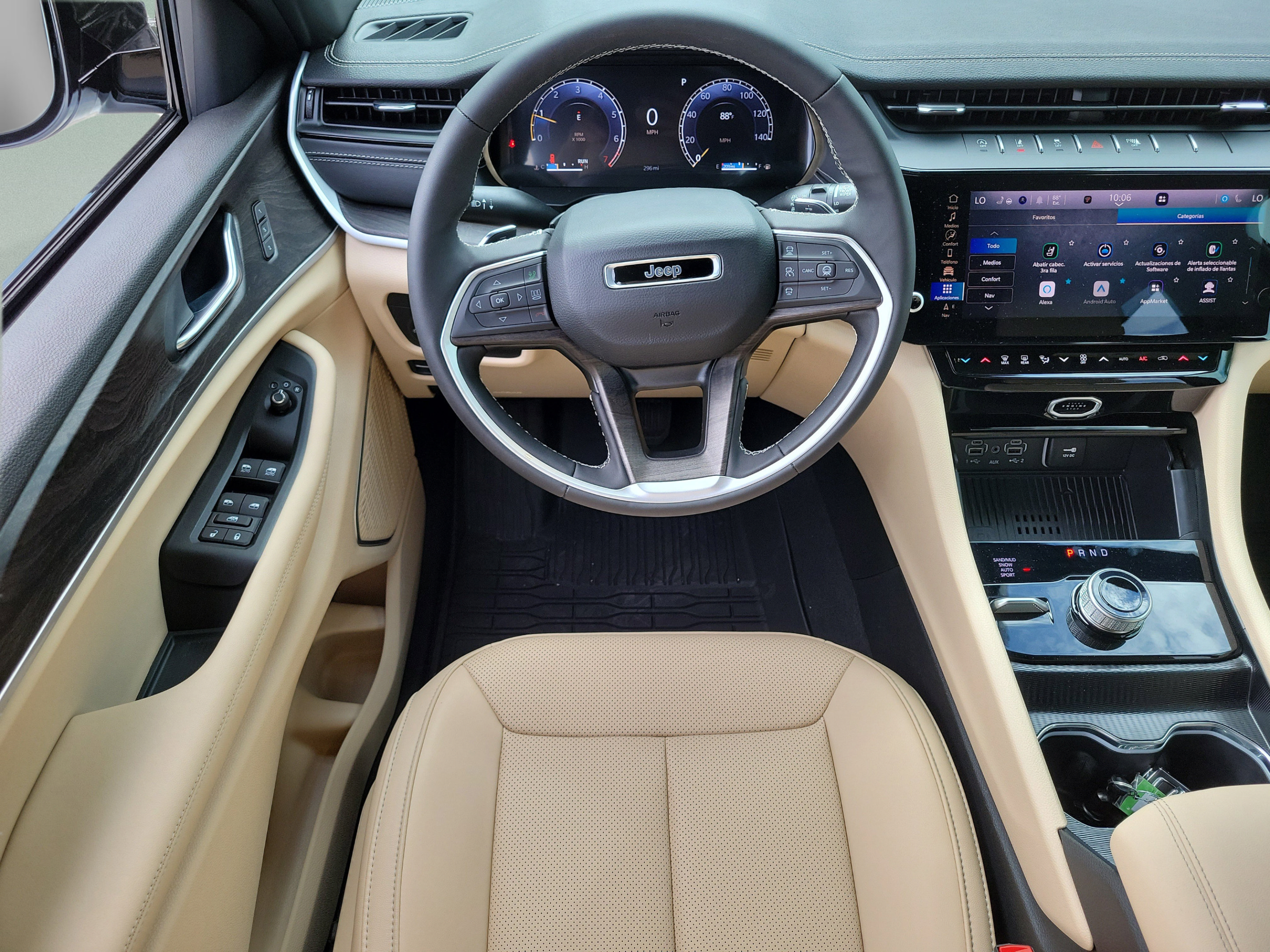 Certified 2026 Jeep Grand Cherokee L Limited w/ Luxury Tech Group II AWD/4WD image 8
