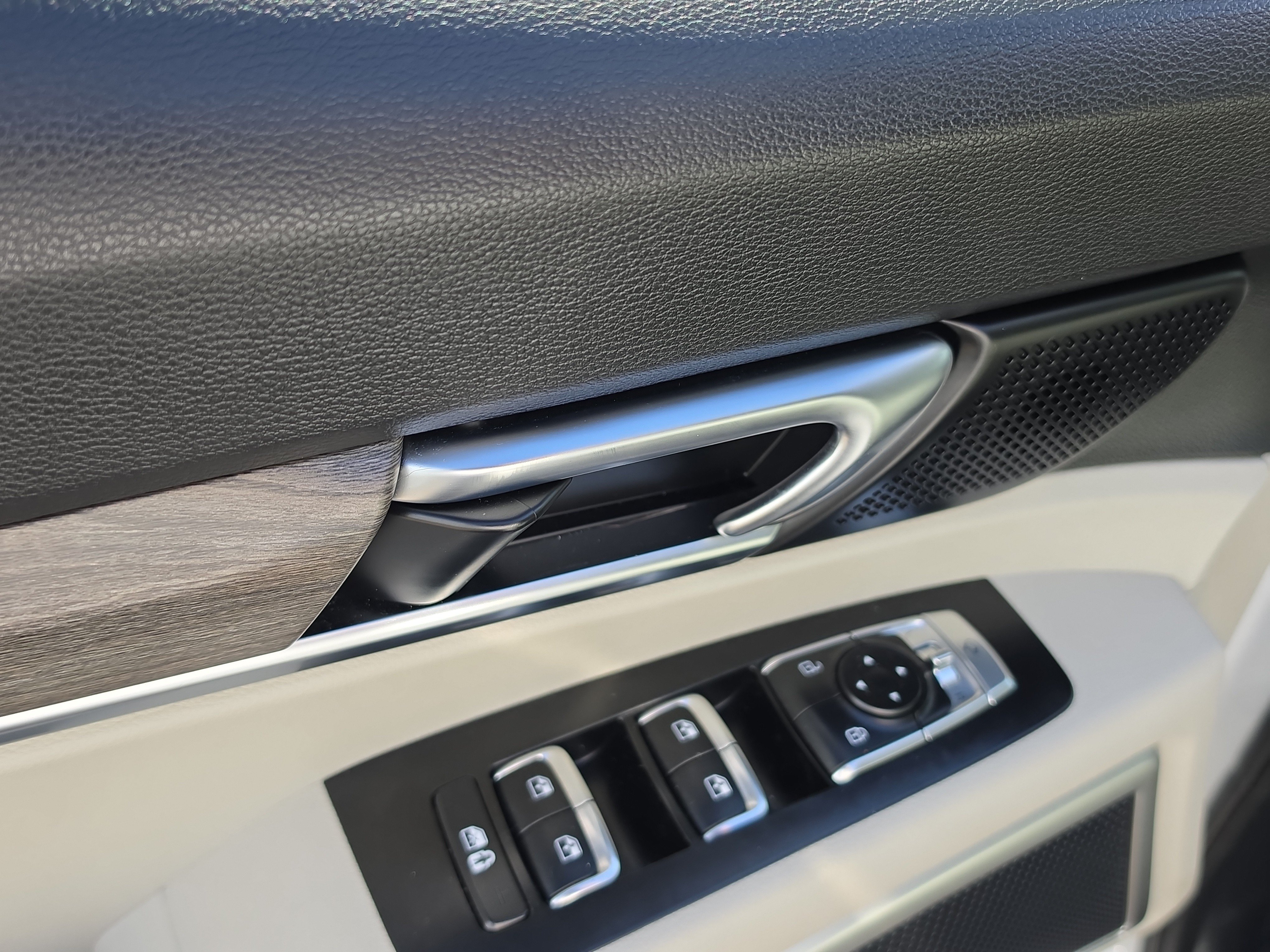 Certified 2021 Kia Telluride EX w/ EX Premium Package FWD image 20