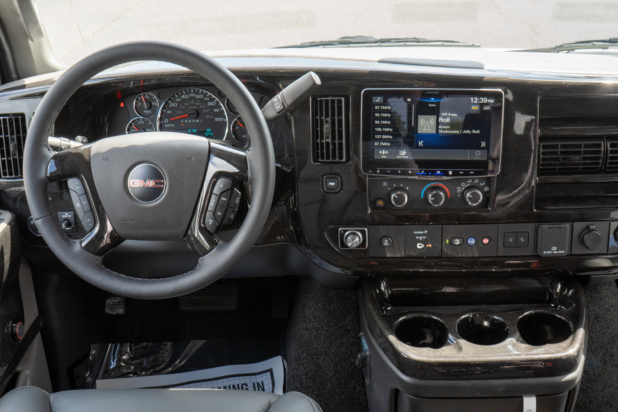 New 2026 GMC Savana 2500 w/ Driver Convenience Package image 11