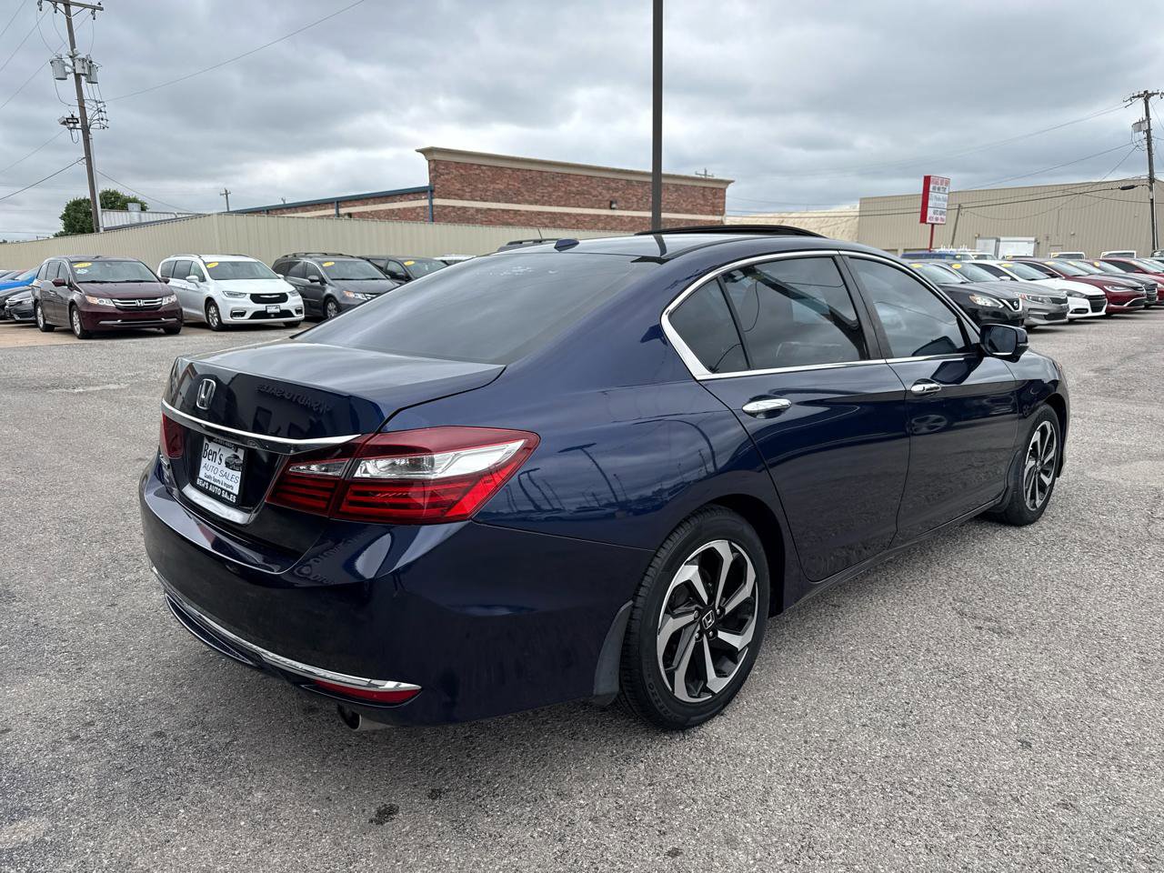 Used 2016 Honda Accord EX image 6