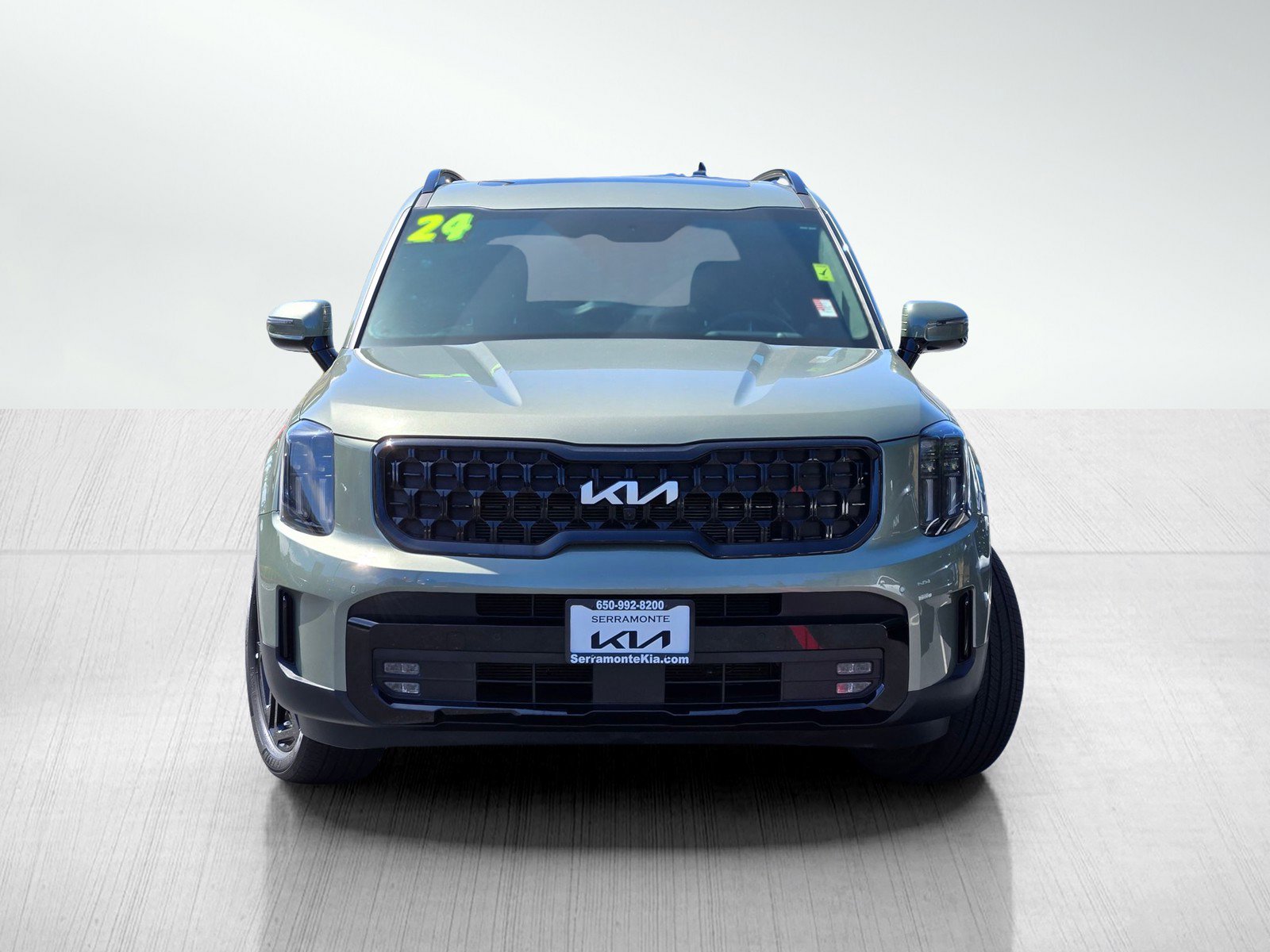 Used 2024 Kia Telluride SX Prestige X-Line AWD/4WD image 2