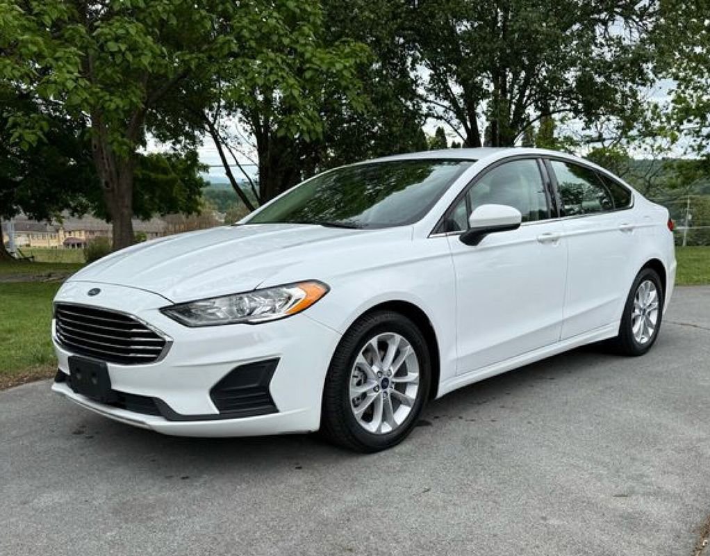 Used 2020 Ford Fusion SE FWD image 5