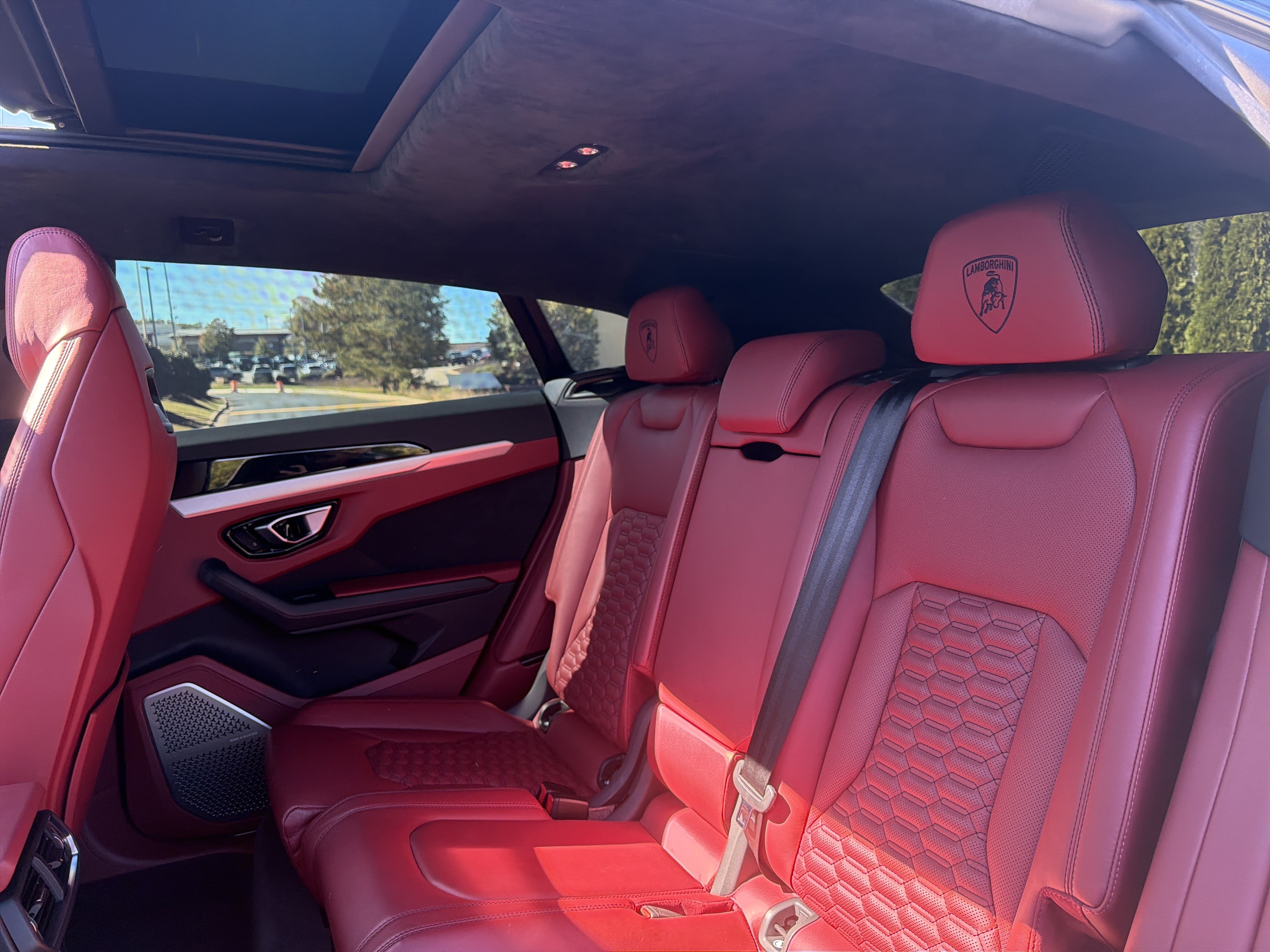 Used 2020 Lamborghini Urus AWD/4WD image 60