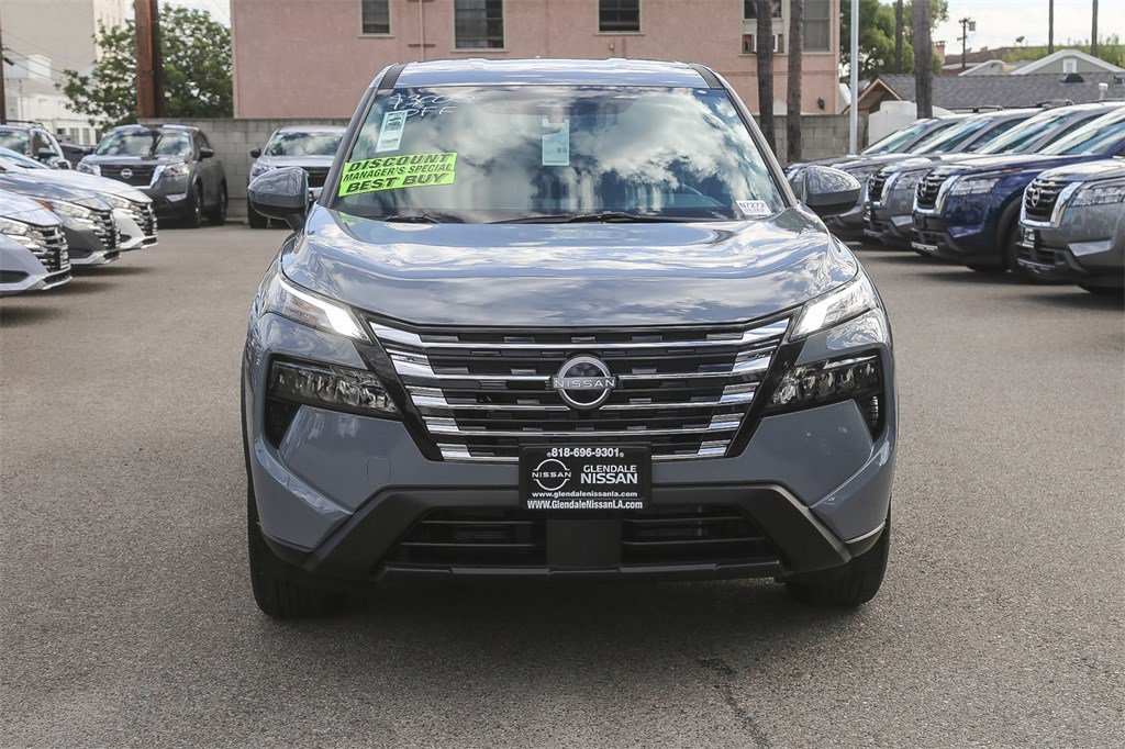 New 2026 Nissan Rogue SV image 2