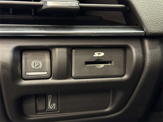 Used 2025 Cadillac CT5 V w/ LPO, ONYX Package image 26