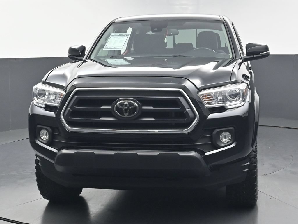 Used 2022 Toyota Tacoma SR5 w/ Technology Package RWD image 8