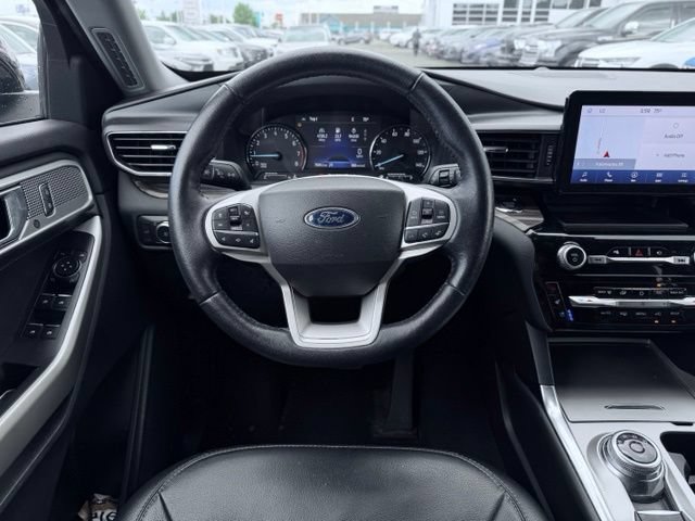 Used 2022 Ford Explorer Limited AWD/4WD image 30