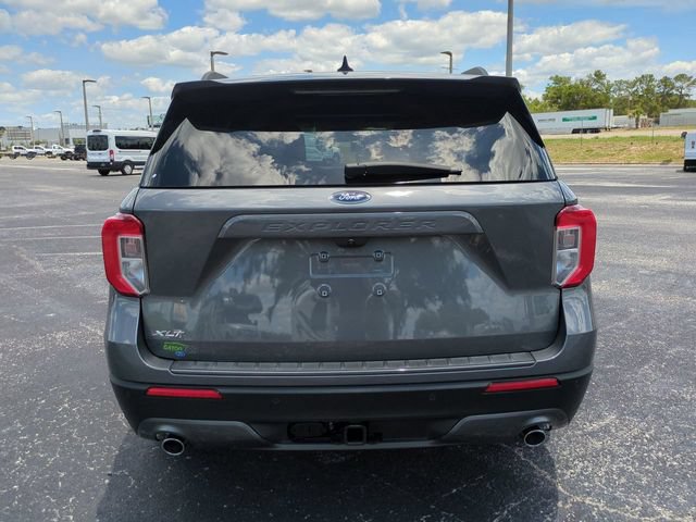 Certified 2023 Ford Explorer XLT w/ Equipment Group 202A RWD image 6