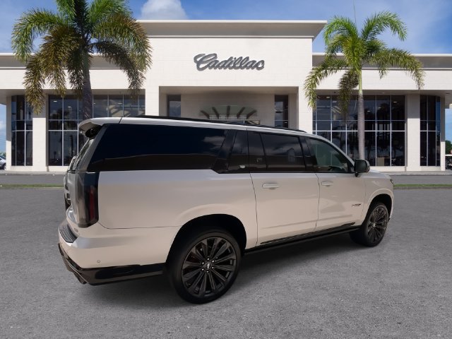 Certified 2025 Cadillac Escalade ESV V AWD/4WD image 14