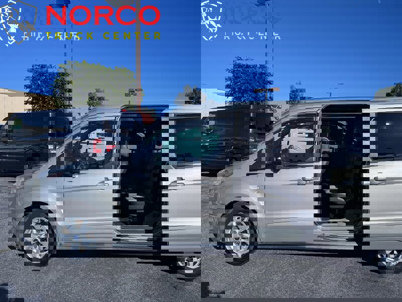 Used 2015 Ford Transit Connect XLT image 7