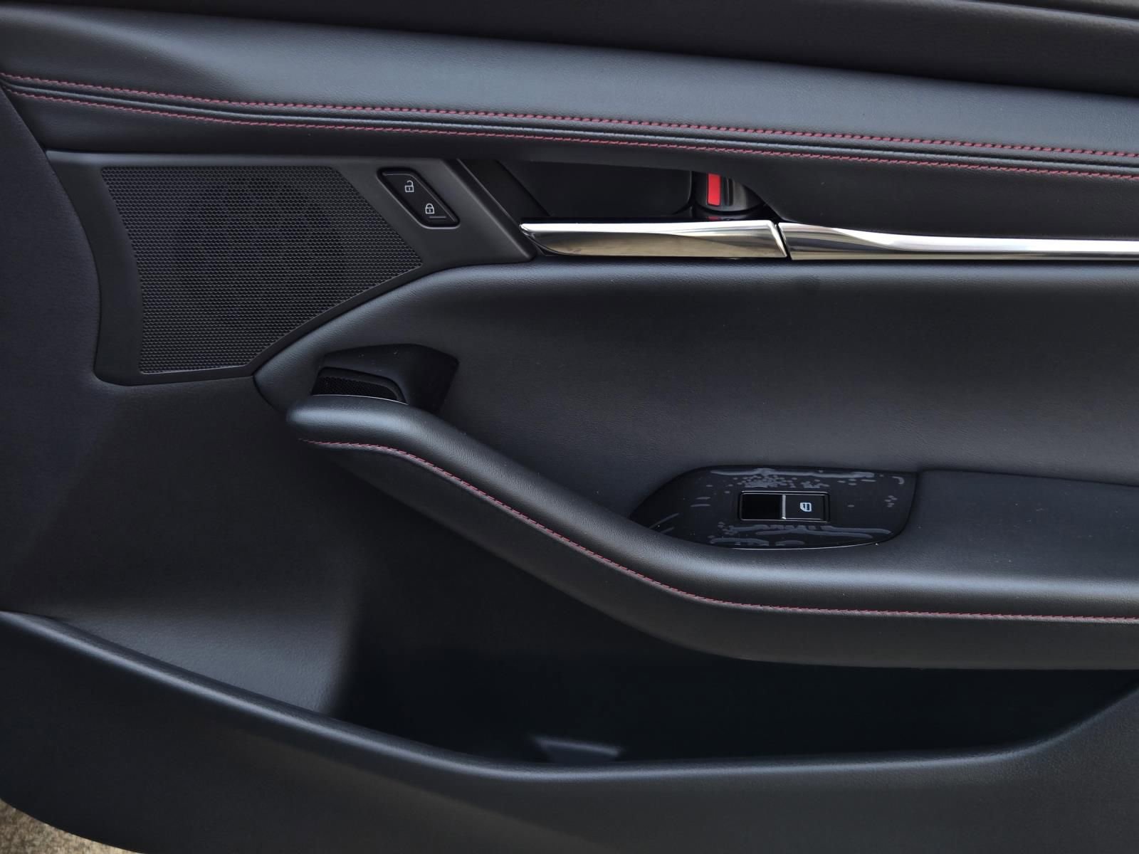 New 2026 MAZDA MAZDA3 Carbon AWD/4WD image 7