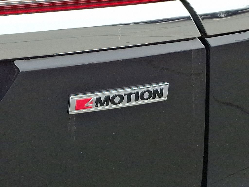 Certified 2022 Volkswagen Atlas SEL image 32