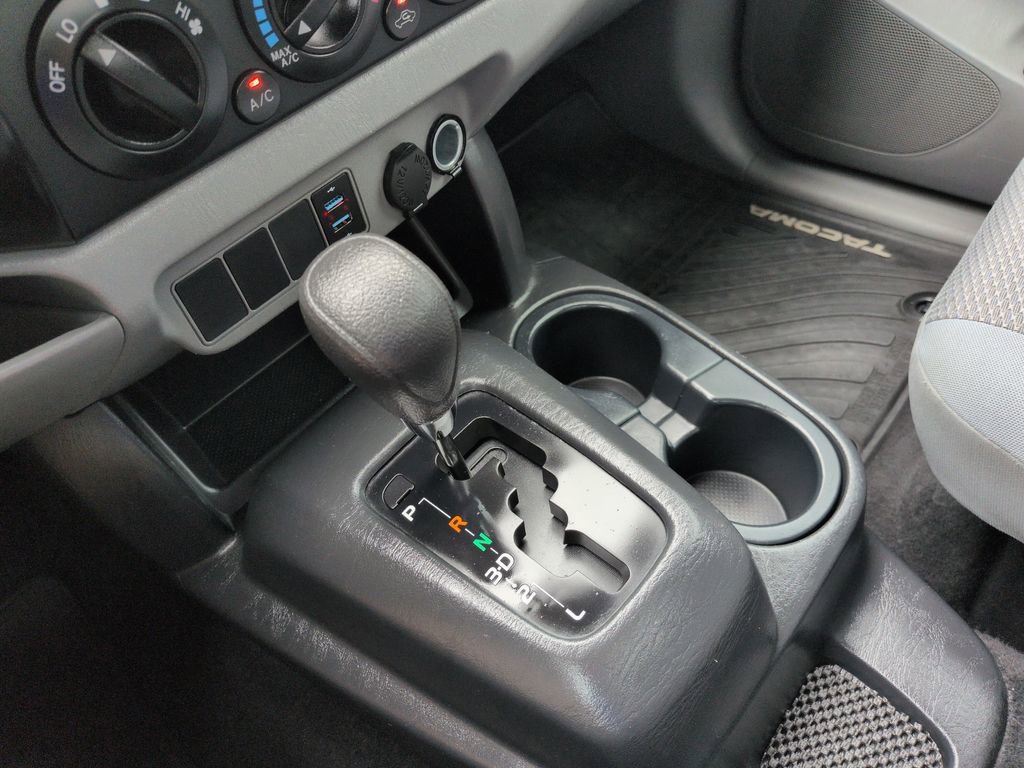 Used 2013 Toyota Tacoma 2WD Regular Cab image 22
