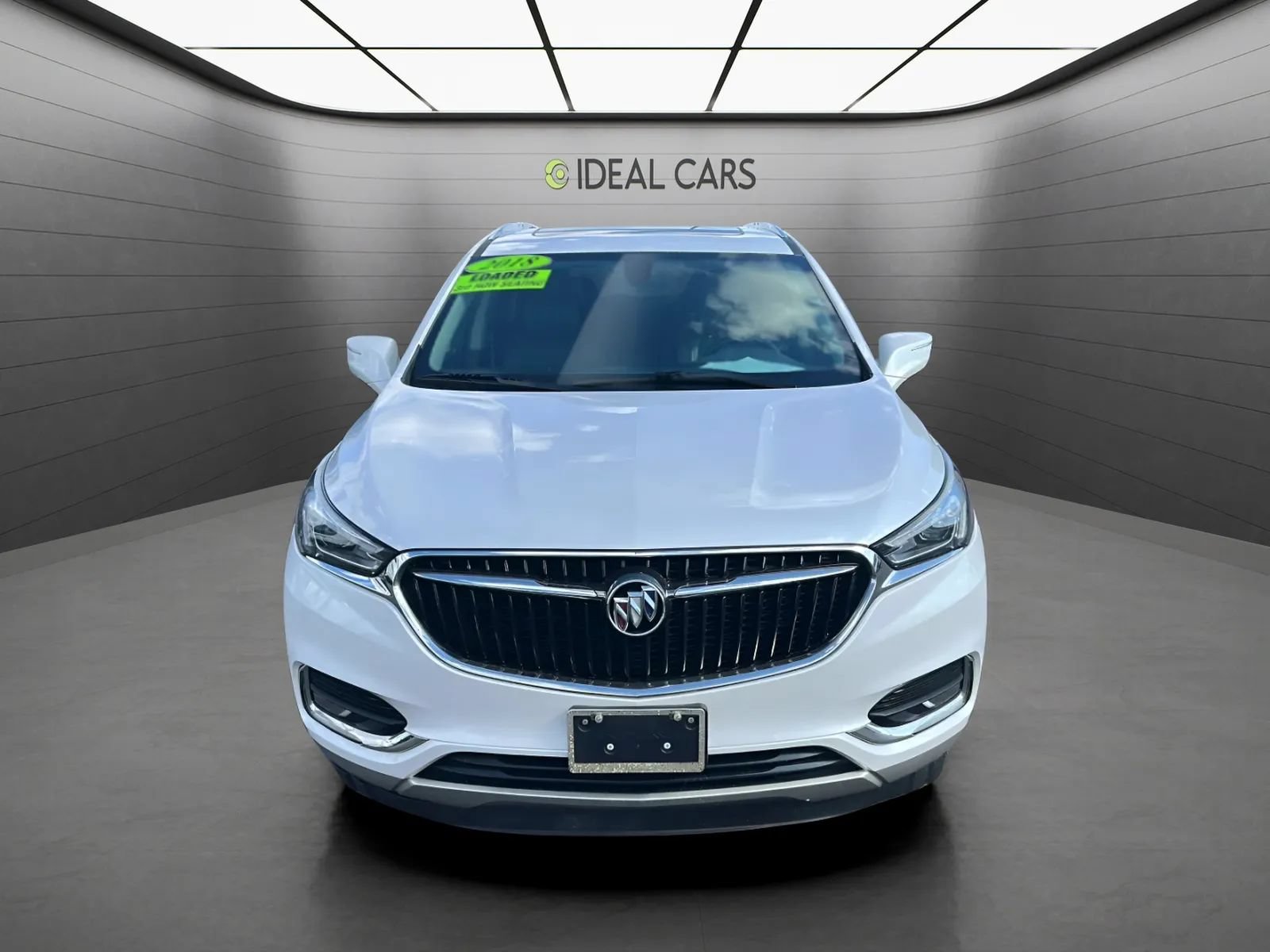 Used 2018 Buick Enclave Essence FWD image 2